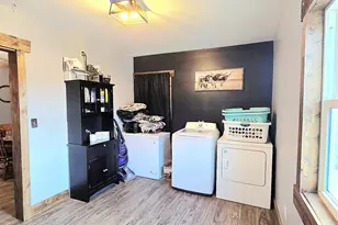 12409 Bellevue Rd, Battle Creek, MI 49014 - Photo 11