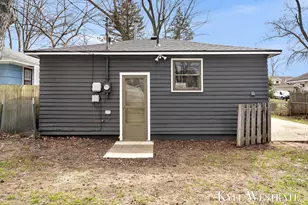 489 W 23rd St, Holland, MI 49423 - Photo 23