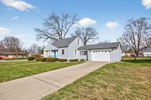 2318 Lancaster Blvd, Jackson, MI 49202 - Photo 3