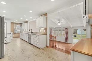 3256 Dorais Dr NE, Grand Rapids, MI 49525 - Photo 11