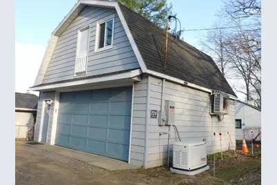 124 Peterson Drive, Gobles, MI 49055 - Photo 7