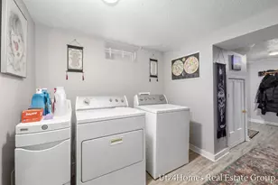 1130 Sibley St NW, Grand Rapids, MI 49504 - Photo 17