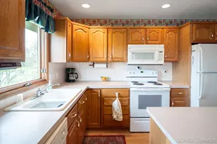 259 Interlaken Ct, Zeeland, MI 49464 - Photo 17