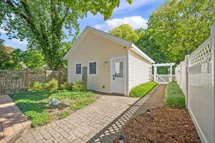 909 Lions Park Dr, Saint Joseph, MI 49085 - Photo 51