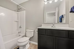 29 Beymoure St, Kalamazoo, MI 49009 - Photo 15