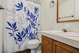 67429 N Shore Dr, Edwardsburg, MI 49112 - Photo 17