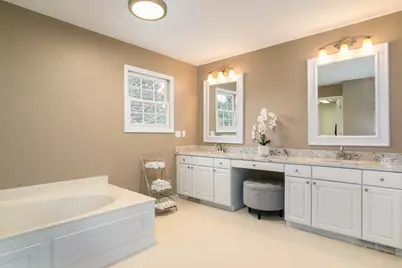 4949 Lexington Court, Rochester, MI 48306 - Photo 17