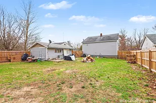 614 W High St, Bangor, MI 49013 - Photo 27