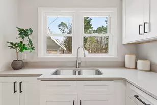 15769 Mercury Dr, Grand Haven, MI 49417 - Photo 19