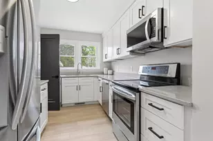 15769 Mercury Dr, Grand Haven, MI 49417 - Photo 17