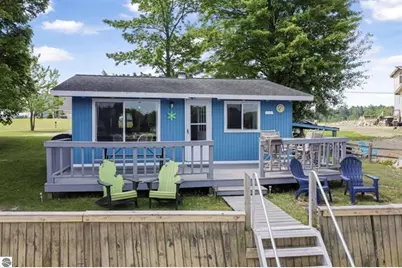 9301 E 50 Road, Cadillac, MI 49601 - Photo 13