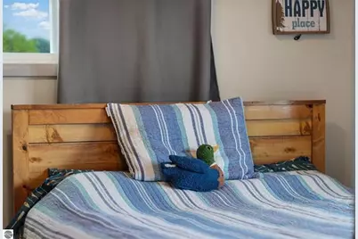 9301 E 50 Road, Cadillac, MI 49601 - Photo 31