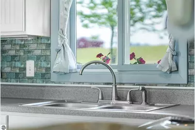 9301 E 50 Road, Cadillac, MI 49601 - Photo 29