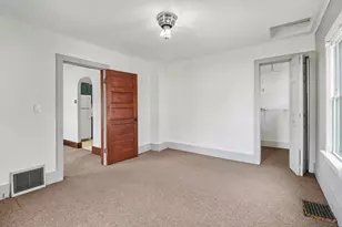 306 E Tinkham Ave, Ludington, MI 49431 - Photo 17