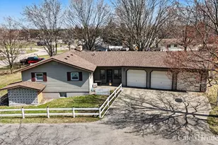 1206 Woodland Dr, Wayland, MI 49348 - Photo 3