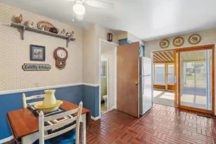 32431 Washington St, Livonia, MI 48150 - Photo 13