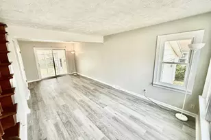 2846 Oak St, Stevensville, MI 49127 - Photo 3