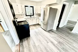 2846 Oak St, Stevensville, MI 49127 - Photo 7