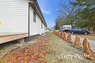 1559 Glenwood Ave, Muskegon, MI 49445 - Photo 33