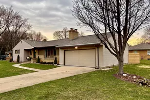 2135 Apple Ave NW, Grand Rapids, MI 49504 - Photo 1