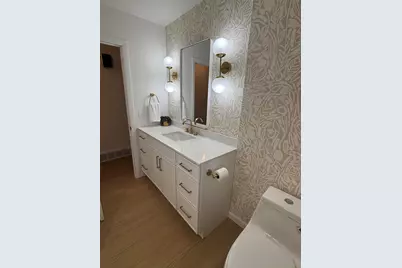 2135 Apple Avenue NW, Grand Rapids, MI 49504 - Photo 17