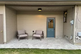 2135 Apple Ave NW, Grand Rapids, MI 49504 - Photo 33