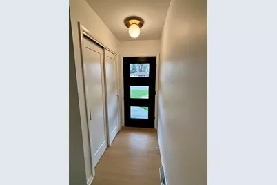 2135 Apple Avenue NW, Grand Rapids, MI 49504 - Photo 3