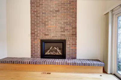 19 Westbury Court, Ann Arbor, MI 48105 - Photo 7