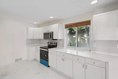 1 Woodrow Court, Battle Creek, MI 49015 - Photo 3