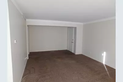 490 N Fox Hills Drive #1, Bloomfield Hills, MI 48304 - Photo 3