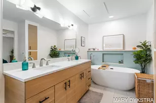 145 Bay Meadows Dr, Holland, MI 49424 - Photo 5