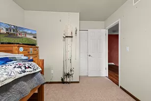 14446 Gary Ln, Livonia, MI 48154 - Photo 23