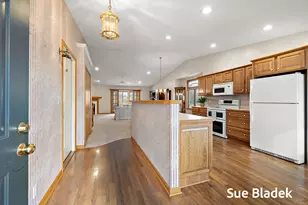 575 Noroak Ct, Holland, MI 49424 - Photo 11