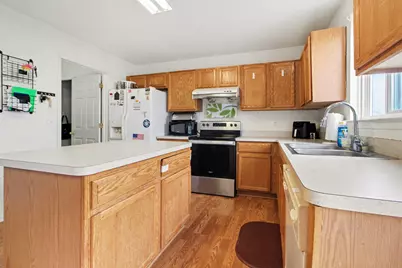 7235 Roxbury Drive, Ypsilanti, MI 48197 - Photo 13