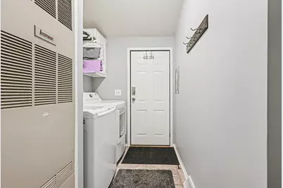 6911 Mandy Lane, Kalamazoo, MI 49009 - Photo 11