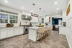 5189 Queen Victoria Ln, Kalamazoo, MI 49009 - Photo 7