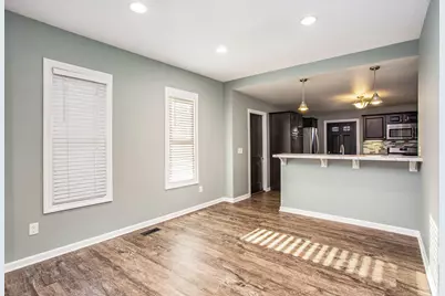 908-910 Temple Street SE, Grand Rapids, MI 49507 - Photo 5