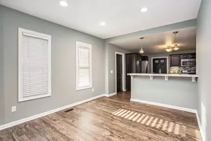 908-910 Temple Street SE, Grand Rapids, MI 49507 - Photo 5