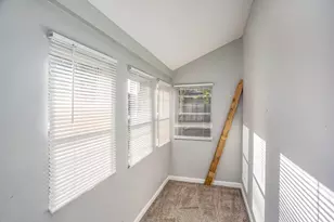 908-910 Temple Street SE, Grand Rapids, MI 49507 - Photo 9