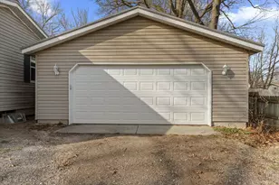 21864 McCain Ln, Edwardsburg, MI 49112 - Photo 31