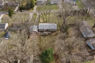 21864 McCain Ln, Edwardsburg, MI 49112 - Photo 33