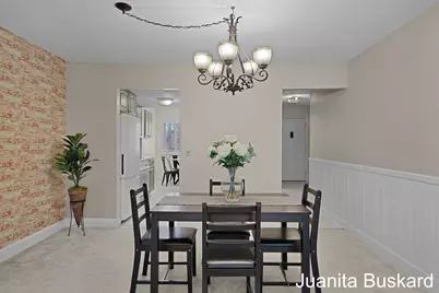 4106 North Norway Street SE, Kentwood, MI 49546 - Photo 9