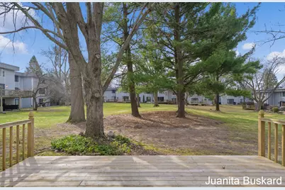4106 North Norway Street SE, Kentwood, MI 49546 - Photo 5