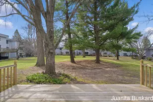 4106 N Norway St SE, Kentwood, MI 49546 - Photo 5