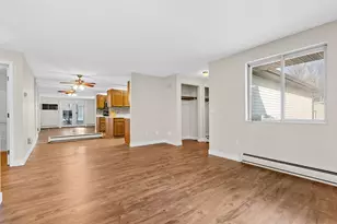 1016 Wedgewood Dr, Plainwell, MI 49080 - Photo 5