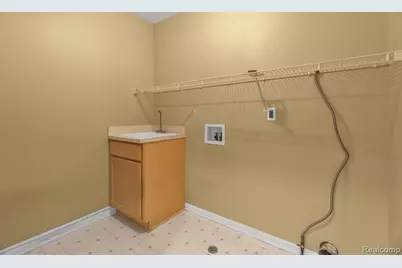 6573 Poppleton Road, Canton, MI 48187 - Photo 37