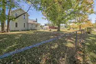 1135 18th St, Otsego, MI 49078 - Photo 3