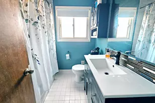 32330 Grandview Ave, Westland, MI 48186 - Photo 7