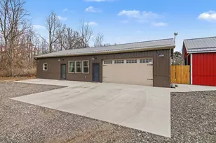 419 S Juniper St NE, Edmore, MI 48829 - Photo 1