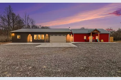 419 S Juniper Street NE, Edmore, MI 48829 - Photo 1